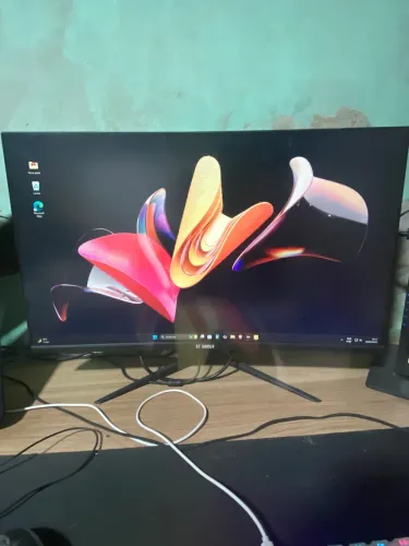 Monitor Gamer CURVO Goldenec 27 polegadas