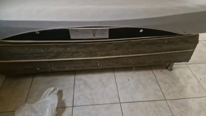 Cama de casal box
