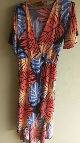 Vendo 6 vestido pôr 30.00 tamanho,G e M