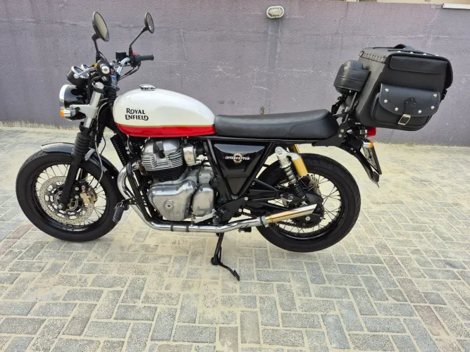 Royal Enfield Interceptor 650 2020/2021 - Baixa KM - Pronta para Viajar