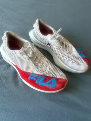 Tênis Fila Racer Carbon 3 Masculino 40 BR (Placa de Carbono)