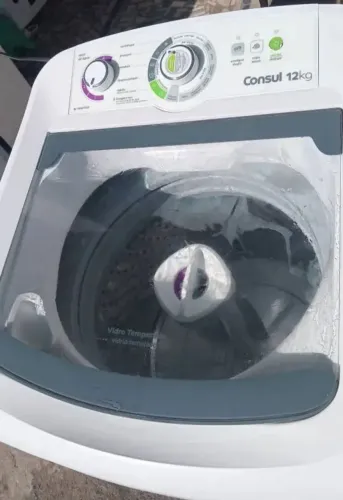 Vendo uma excelente máquina cônsul 12 kilos 