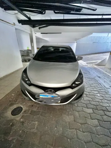 Hyundai HB20S C.style/c.plus1.6 Flex 16V Aut. 4P 2015