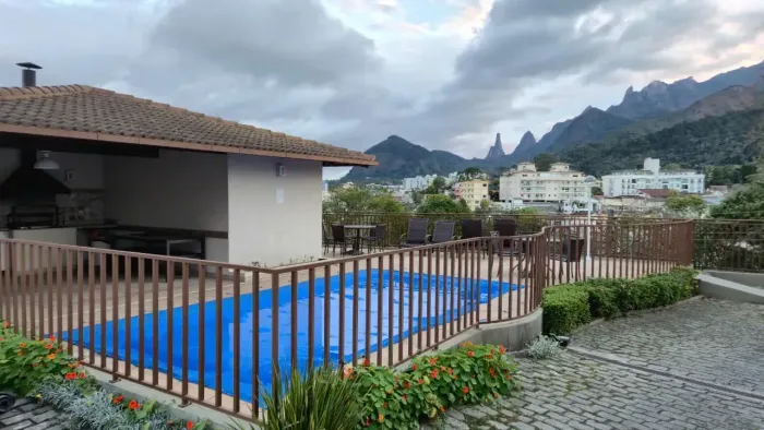 Apartamento para venda com 66 metros quadrados com 2 quartos em Cascata Guarani - Teresópo