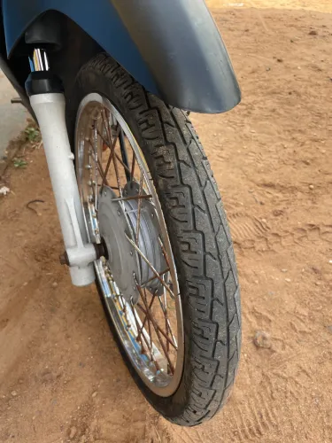Biz 125 toda em dias no ponto de transferir