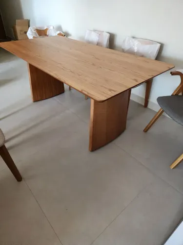 Mesa de jantar nova 1.80 mt X 0.90