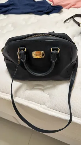 Bolsa Michael kors preta original 