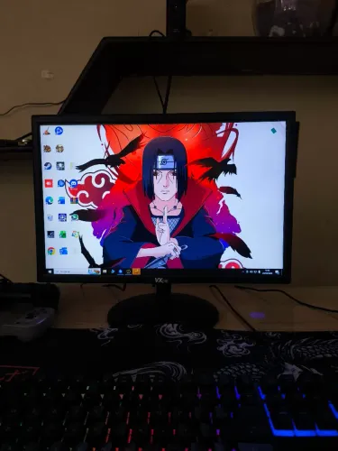 Vendo monitor VXpro 75hz ótimo pra jogos 2 meses de uso na caixa 250$ pra sair logo