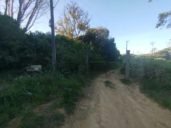 Chácara com NASCENTE SEM CASA ESCRITURADA