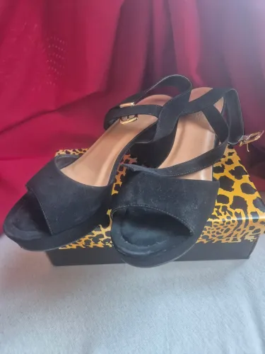 Sapato salto preto