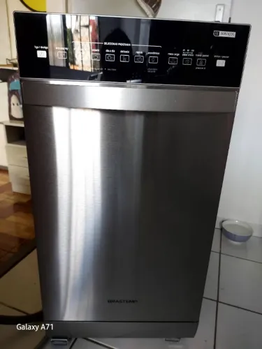 Lava louças Brastemp 10 serviços voltagem 220w Funcionando perfeitamente.