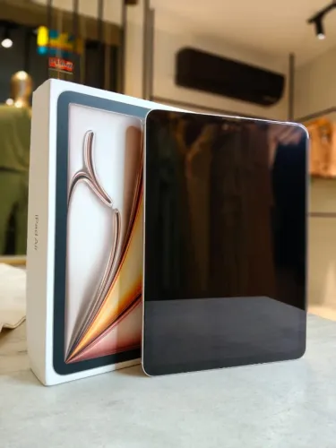 Apple - 11-inch iPad Air M3 IA Wi-Fi + Cellular 256GB Prata desbloqueado