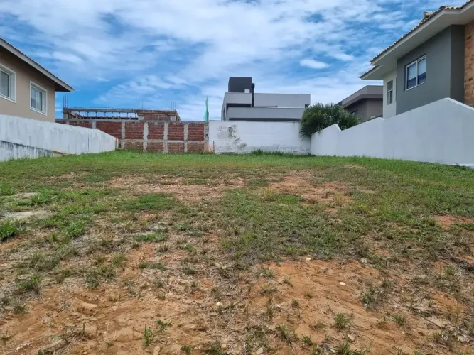 Lote/Terreno para venda possui 473 metros quadrados
