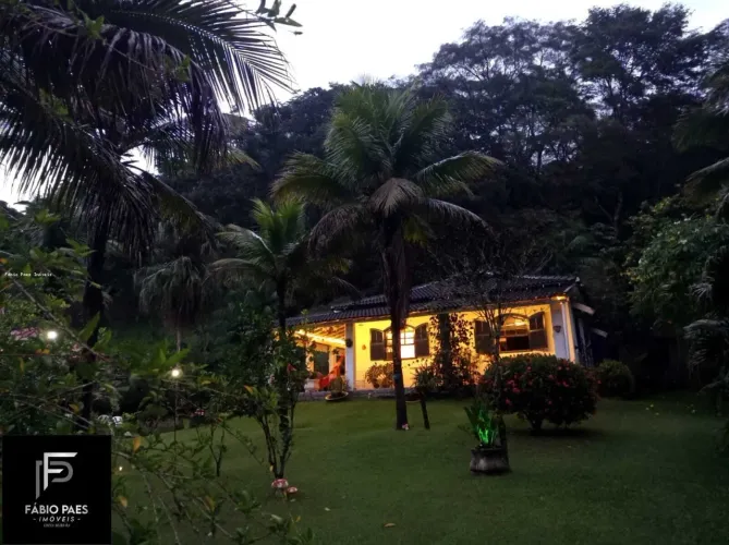 Sítio para Venda em Cachoeiras de Macacu, Agrobrasil, 2 dormitórios, 1 suíte, 3 banheiros,