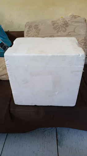 Isopor pequeno 3 unidades disponíveis