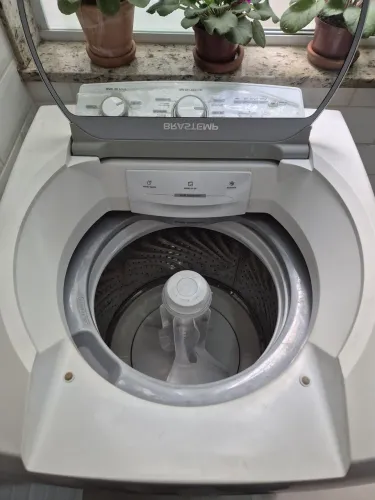 Máquina de lavar roupas Brastemp 11kg - revisada e higienizada, funcionando perfeitamente 