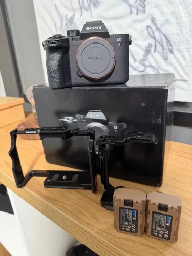 Sony A7IV - 4 mil cliques 