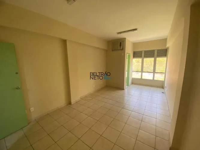 Sala a venda na Avenida Raja Gabaglia- Santa Lúcia