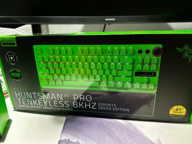 Teclado huntsman v3 pro 8khz lacrado