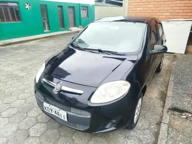 Fiat Palio Attractive 1.0 EVO Fire Flex 8V 5P 2013