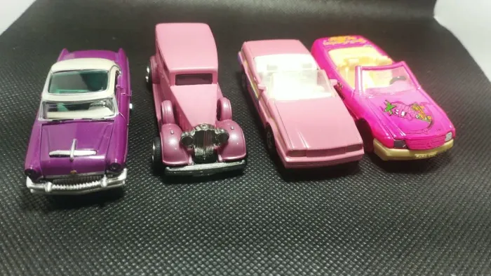 Quarteto de carrinhos rosa (reservado)