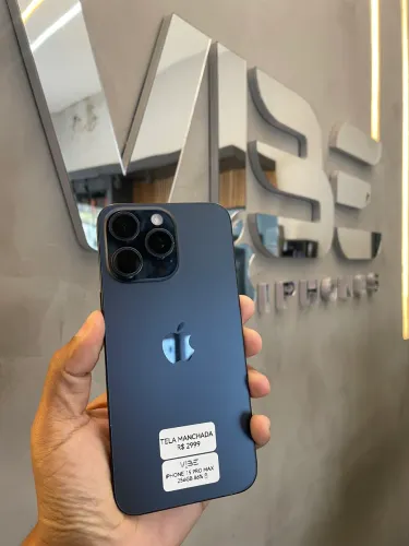 iPhone 15 pro Max 256gb seminovo