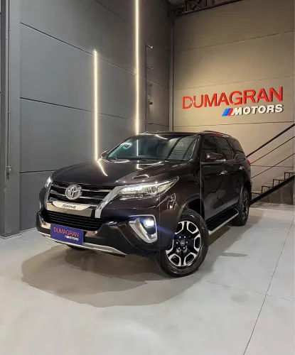Toyota Hilux SW4 SRX Diamo. 4X4 2.8 TB DIE AUT 2019