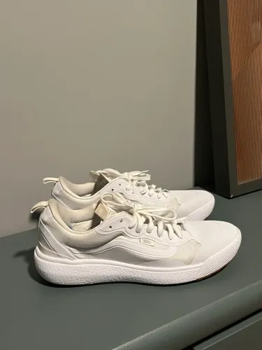Tênis vans Ultrarange Exo