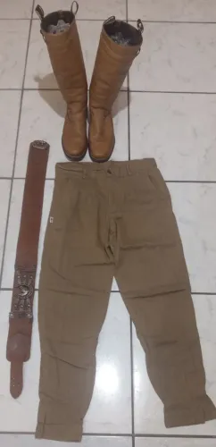 Vende-se traje gaúcho