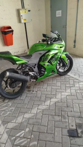 Kawasaki ninja 2025 2012