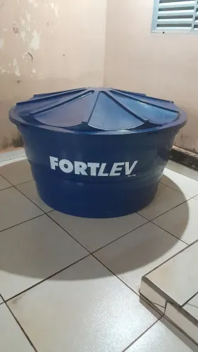 Caixa dágua Fortlev 1.000 litros, nova nunca usada