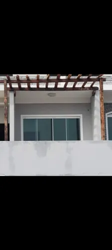 Aluga-se apartamento.