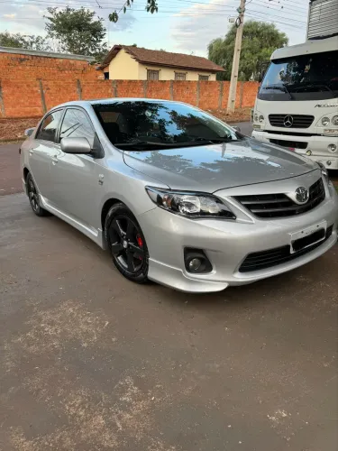 Toyota Corolla GLI 1.8 Flex 16V Aut. 2012