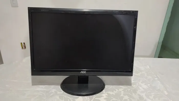 Monitor AOC 20" LCD