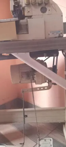 Máquina de costura interloque 