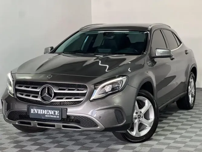 Mercedes-Benz GLA 200 Adv. 1.6/1.6 TB 16V Flex Aut. 2019