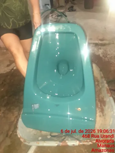 Vende-se 1 vazo verde 