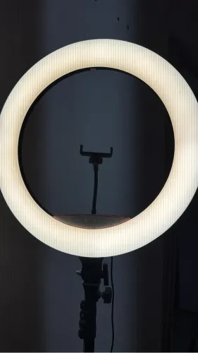 Ring light