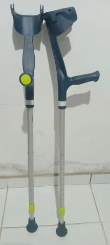 Par de muletas Canadense 