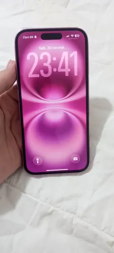 iPhone 16