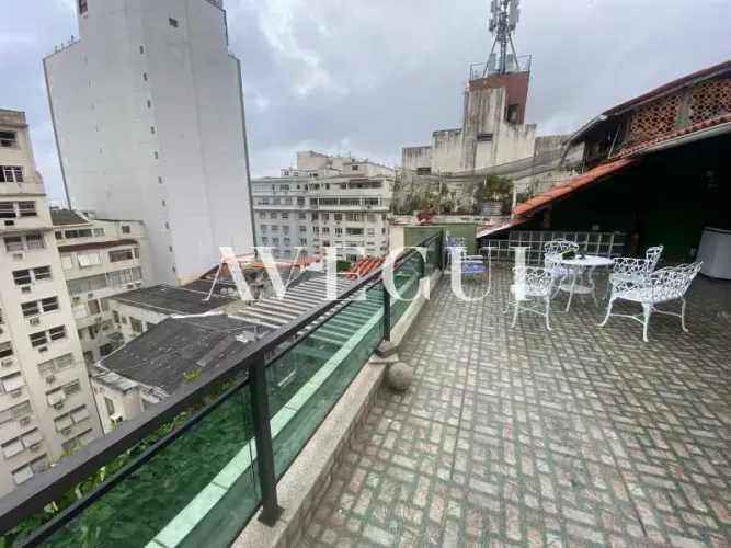 Cobertura à venda em Copacabana próximo ao Lido - 3 quartos