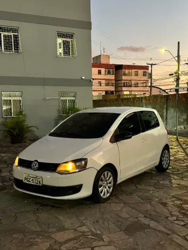 Volkswagen Fox 1.0 MI Total Flex 8V 5P 2014
