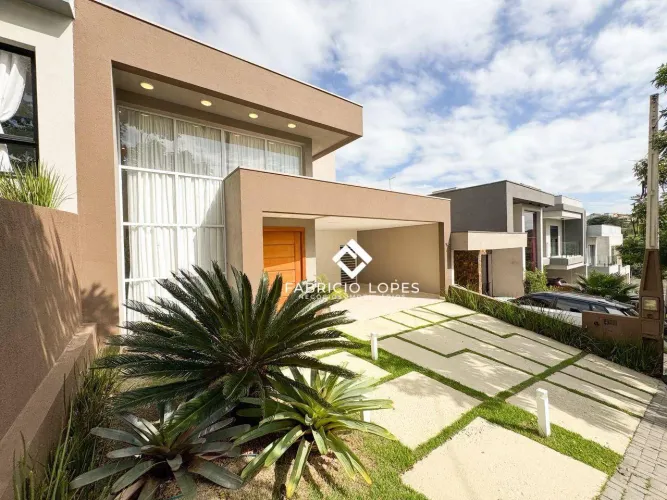 Excelente Casa Térrea para venda em condomínio fechado no Villa Branca em Jacareí/SP