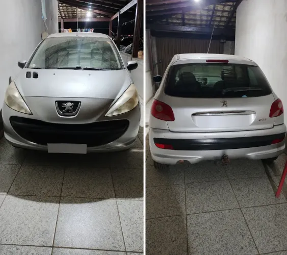 Peugeot 207 XR 1.4 Flex 8V 3P 2010