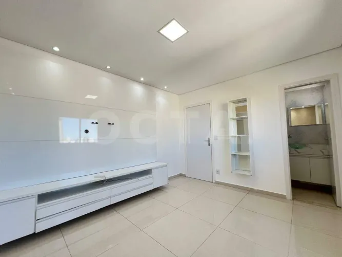 Apartamento à venda, 3 quartos, 1 suíte, no Santa Maria