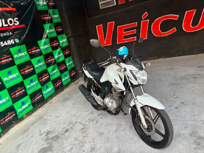 Vendo cg Titan 160, valor 14.000,00
