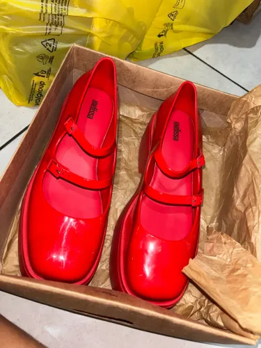 vende-se melissa