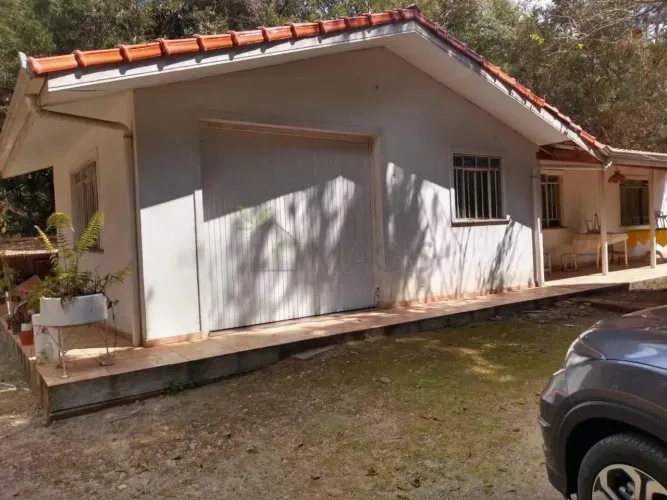 Chácara à venda no Caminho do Vinho em São José dos Pinhais ideal para café colonial ou ev