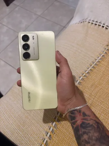 Realme c75