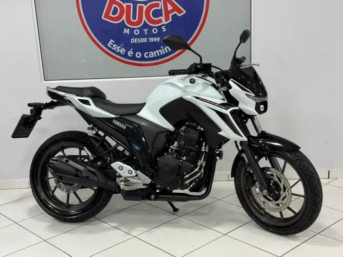 Yamaha FZ 25 Fazer 2026